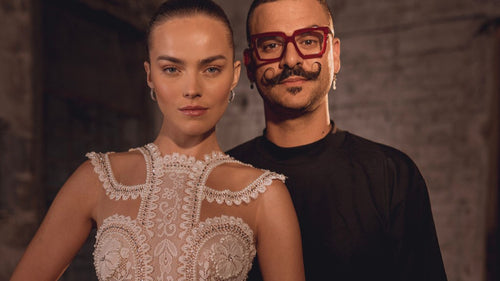 שמלת כלה תחרה יוקרתית ומחמיאה, עיצוב מרשים ורומנטי, שמלת כלה קלאסית, בוהו שיק, אווירה סקסית, עבודת יד של דרור קונטנטו,